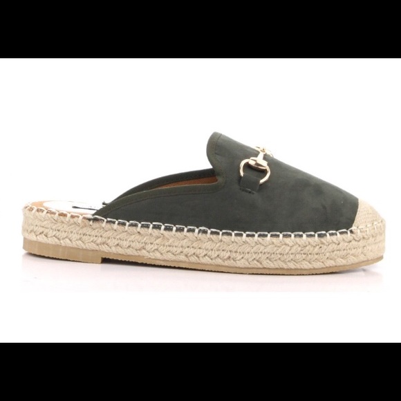 💚🌷LAST PAIR! Green Flat Mule💚 Espadrille🌷 - Picture 2 of 7
